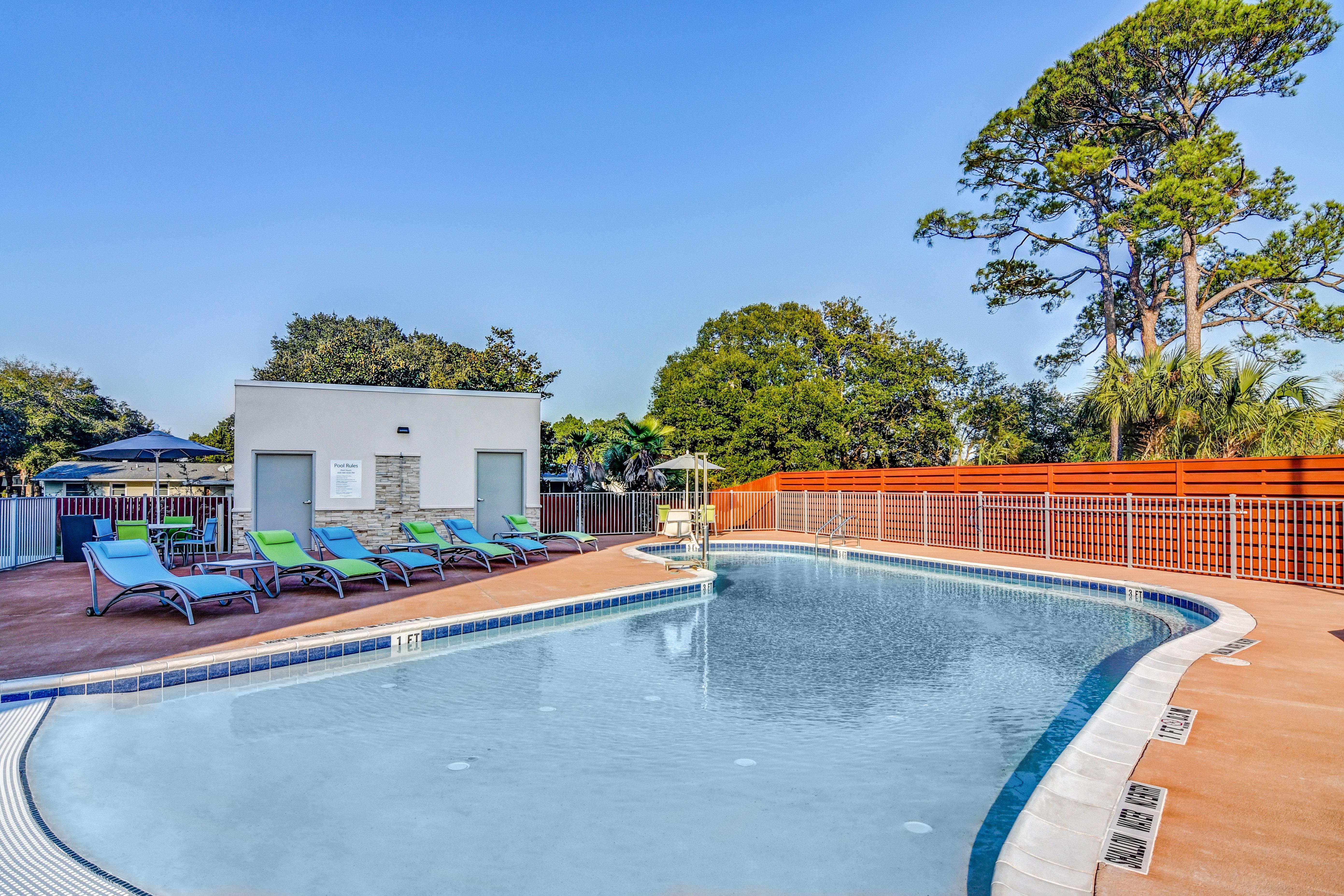 Holiday Inn Express - Fort Walton Beach Central By Ihg Εξωτερικό φωτογραφία
