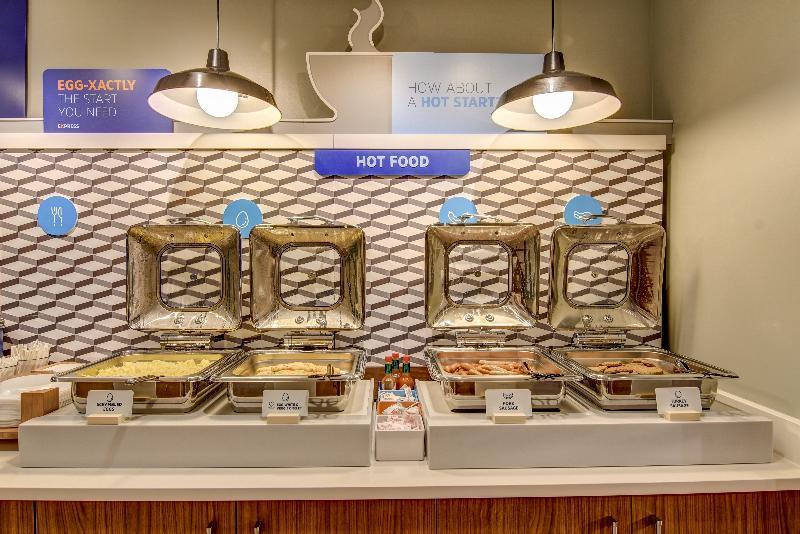 Holiday Inn Express - Fort Walton Beach Central By Ihg Εξωτερικό φωτογραφία